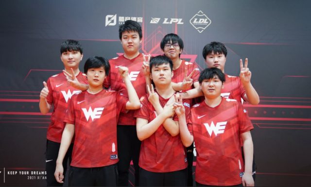 đội hình team we lpl mùa xuân 2022