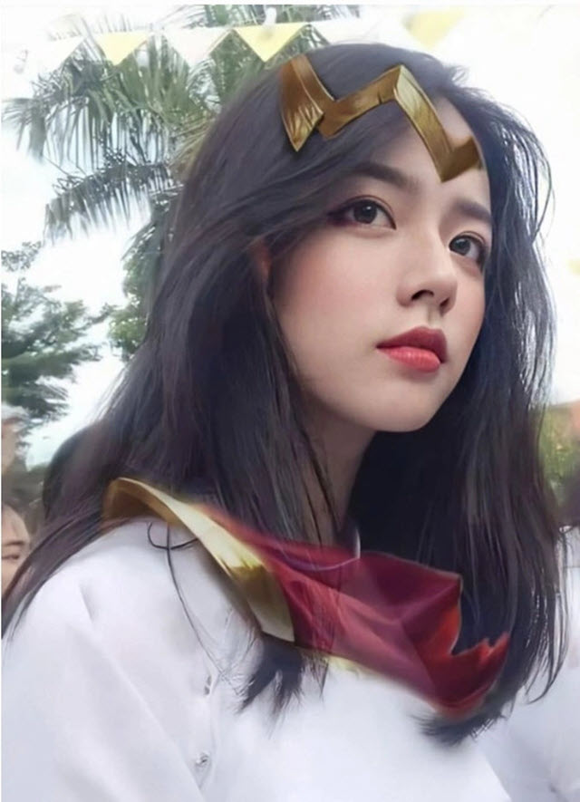 cosplay Yena đời thực